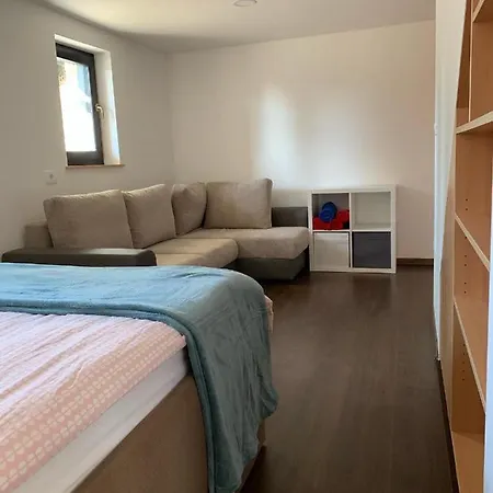 Hébergement de vacances House Nune *