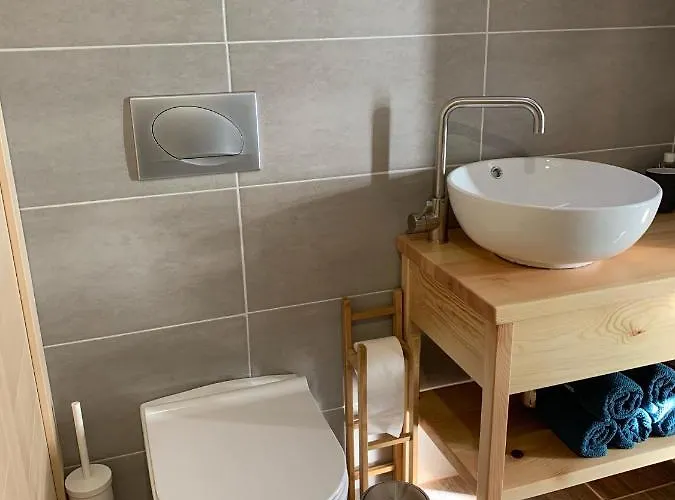 Vakantiehuis House Nune