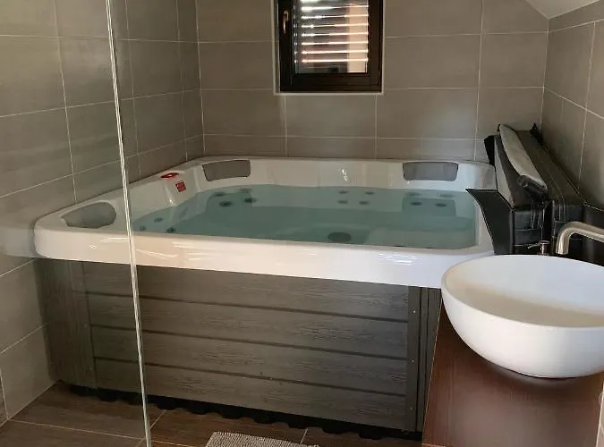 House Nune בית נופש Zreče