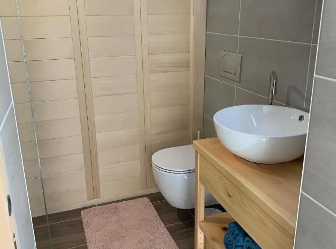 House Nune בית נופש Zreče